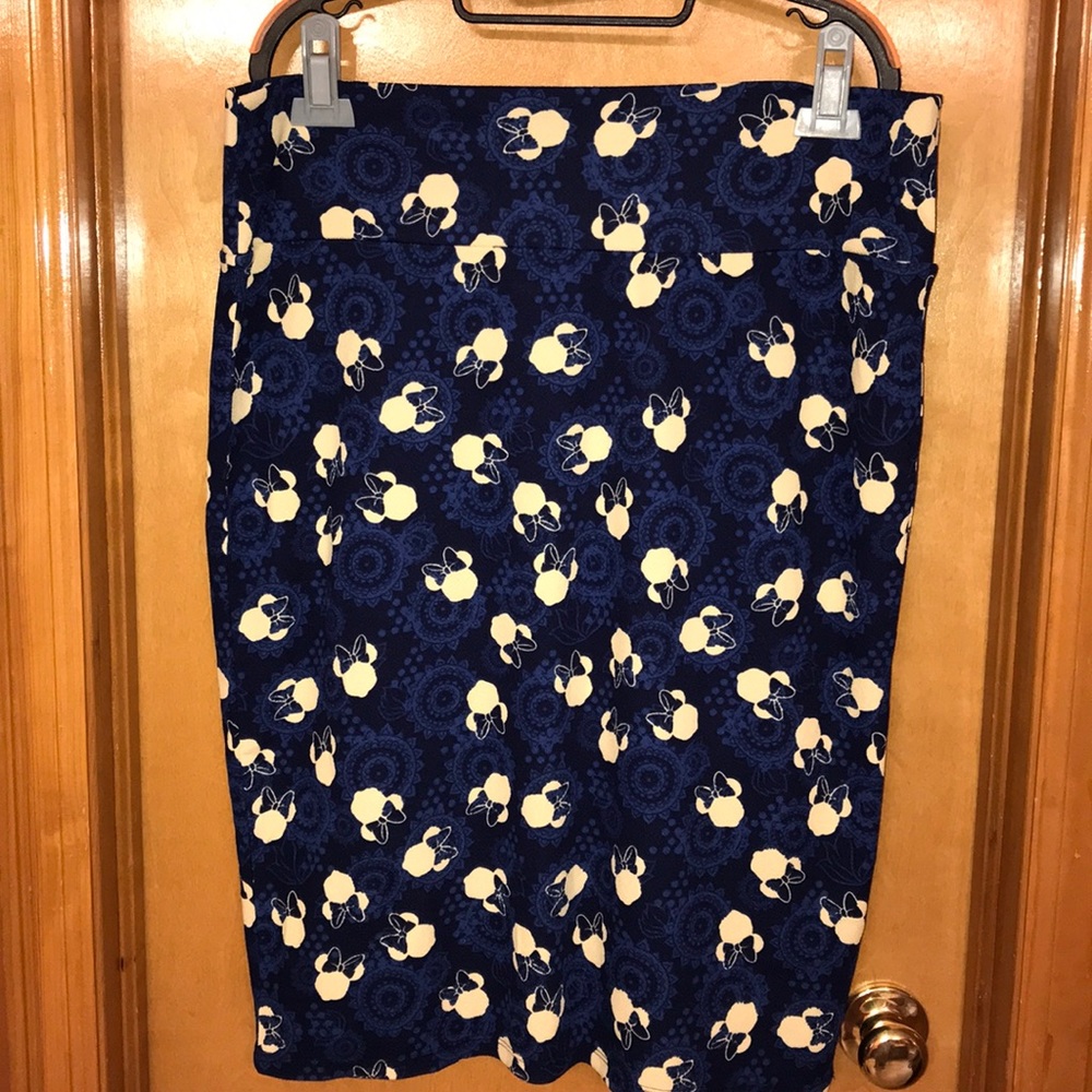 Navy skirt with cream color Minnie head design
